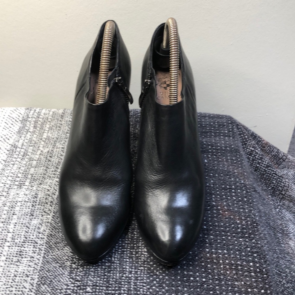 Vince Camuto heeled zip bootie